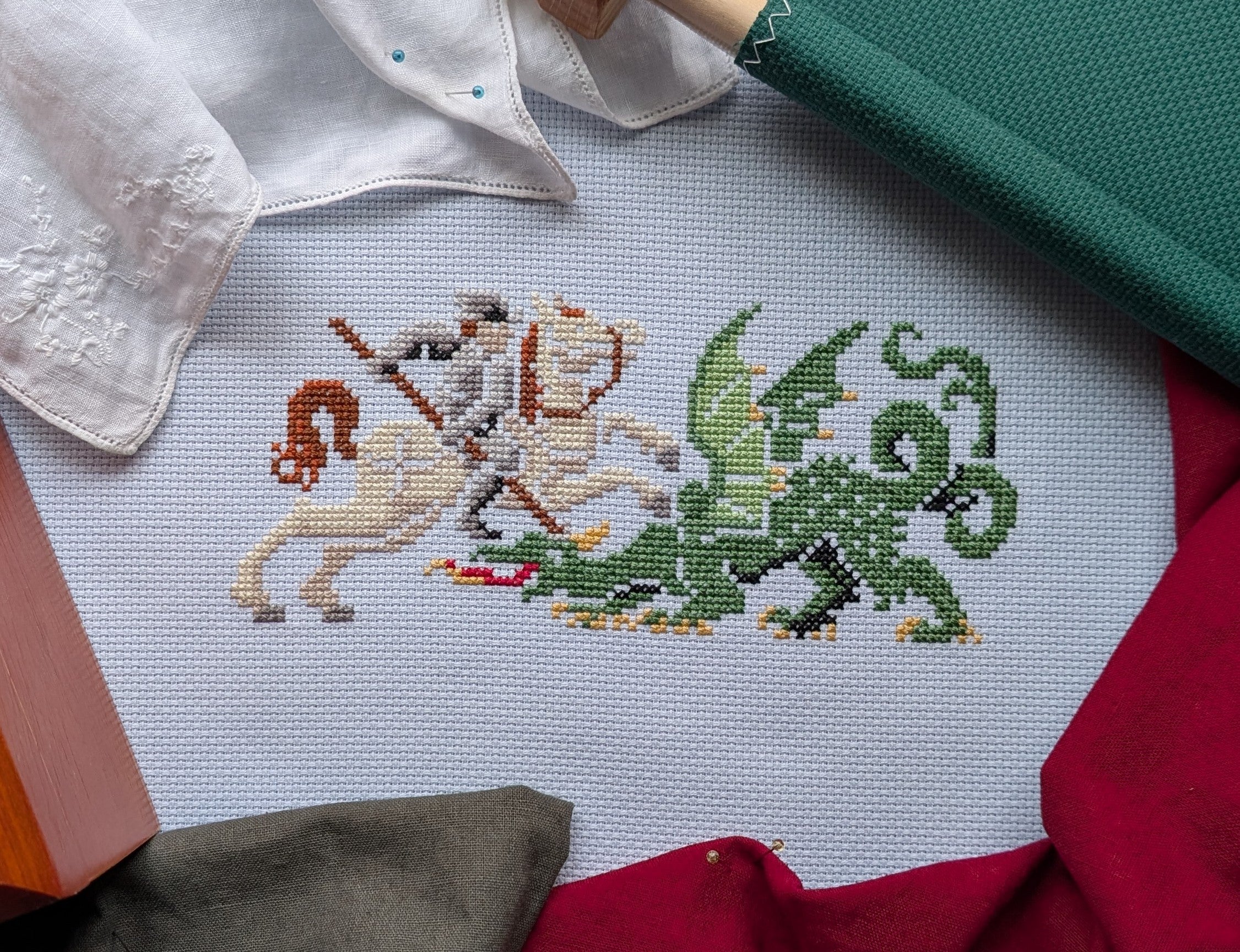 Sibmacher's Knight Slaying the Dragon Fierce - Cross Stitch Kit & Pattern